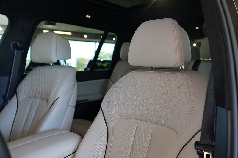 BMW X7 40d xDrive, Nezávislé, Tažné - fotka 21 z 49