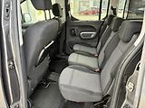 Toyota ProAce City 1.2T 130k L2 Family - náhled 11