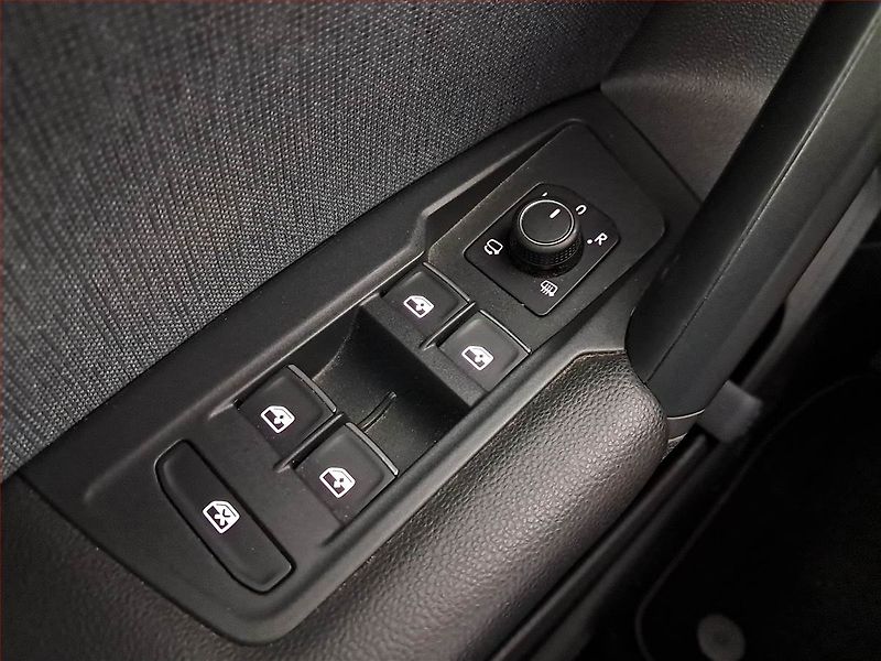 Škoda Enyaq (2021) 60 (62 kWh), SoH 92% - fotka 20 z 26