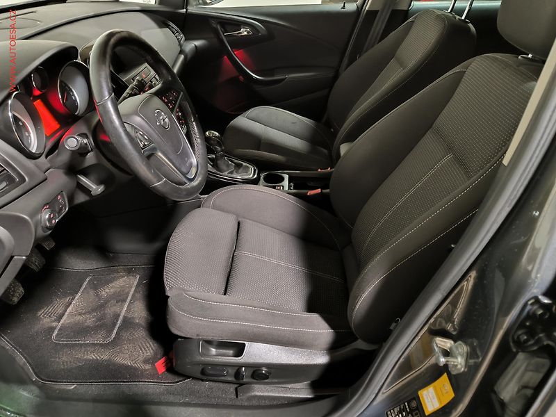Opel Astra (2016) 1.6 CDTi, Sport, bixen, navi - fotka 9 z 17