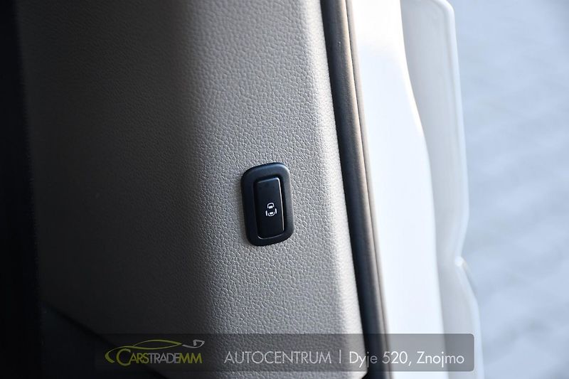 Volkswagen Multivan 2,0TDi STYLE ČR 1.MAJ  - fotka 52 z 61