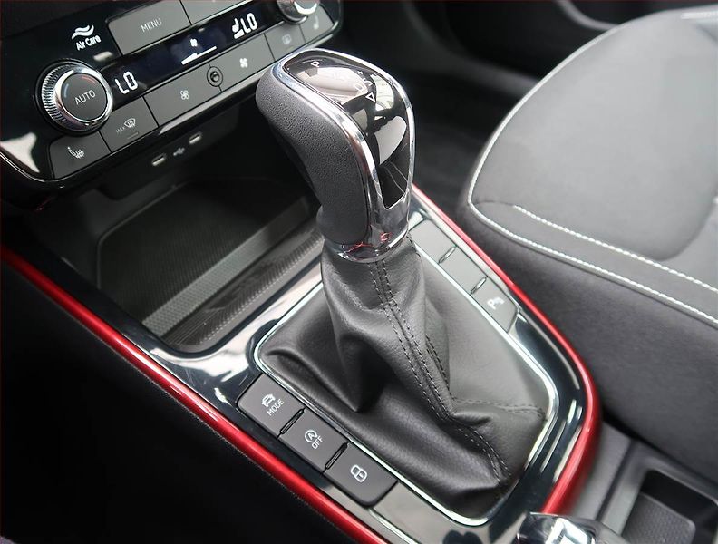 Škoda Fabia (2024) Monte Carlo 1.0 TSI - fotka 13 z 20