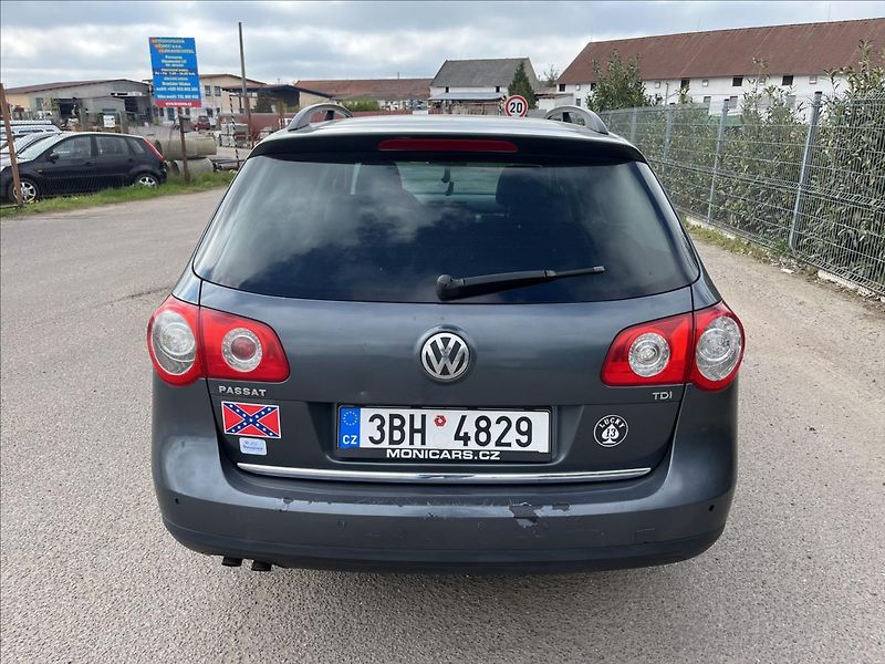Volkswagen Passat 1,9 TDi KLIMA ROZVODY - fotka 7 z 32