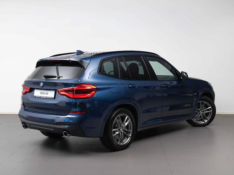 BMW X3 xDrive30d - fotka 5 z 22