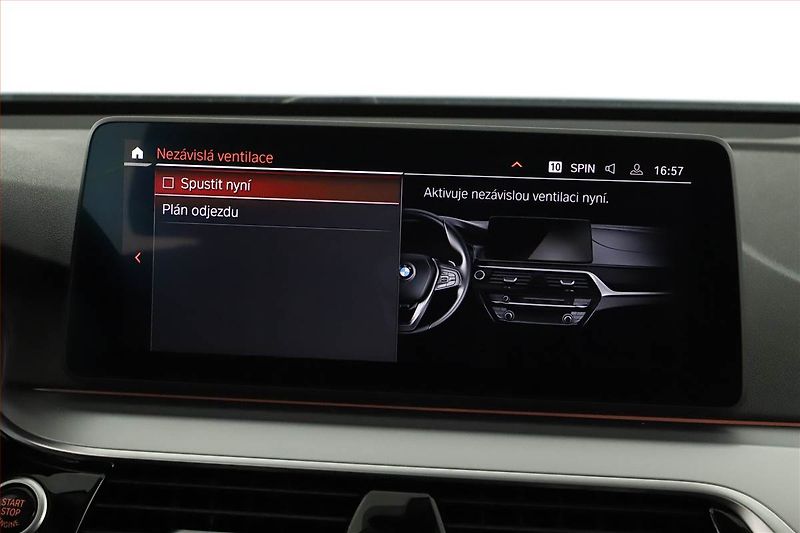 BMW Řada 6 (2022) 640i xDrive GT - fotka 14 z 20