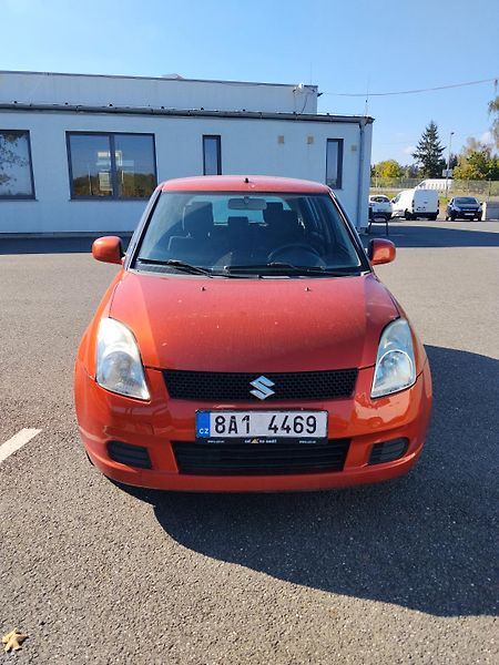 Suzuki Swift (2007) První majitel, AC,  - fotka 1 z 10