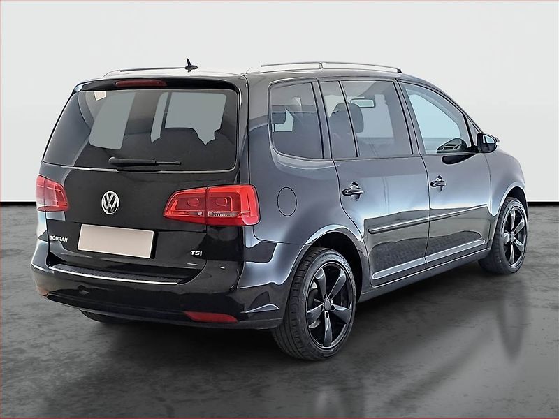 Volkswagen Touran (2011) 1.4 TSI, 7 míst, Navi - fotka 5 z 21