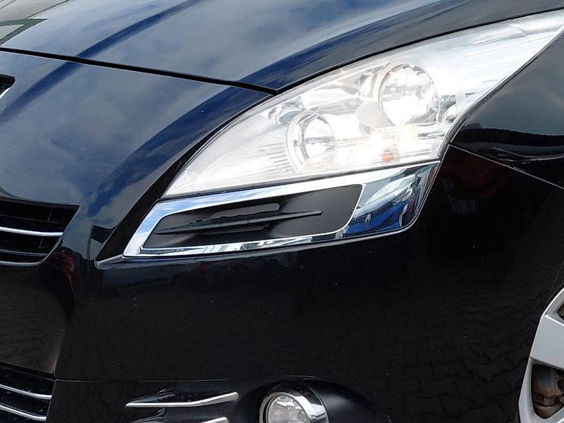 Peugeot 5008 (2014) 1.6HDi Active  - fotka 9 z 24