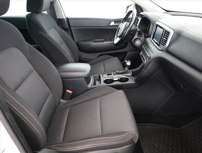 Kia Sportage (2020) Top 1.6 CRDi, Automat, ČR - fotka 7 z 18