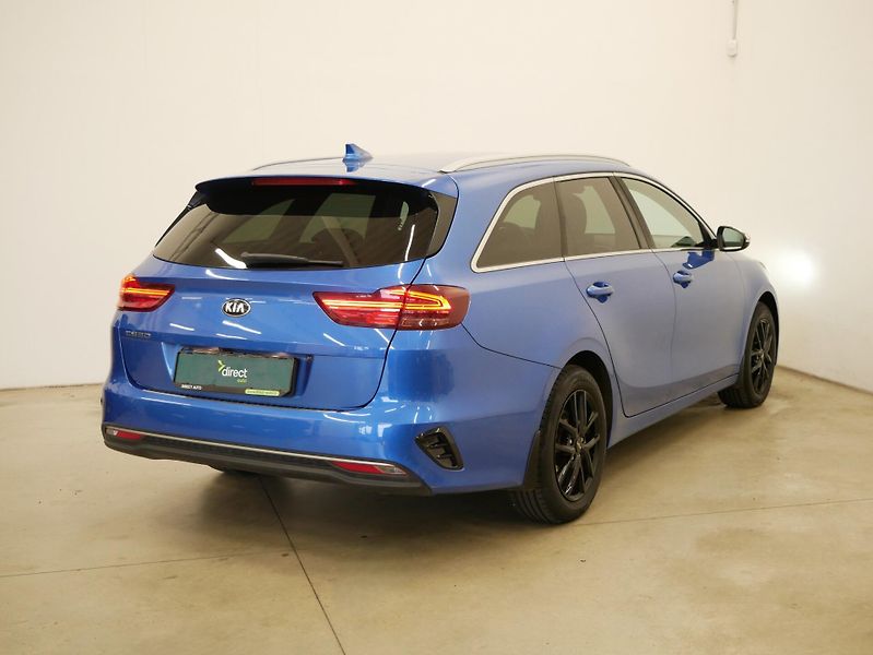 Kia Ceed - fotka 2 z 28