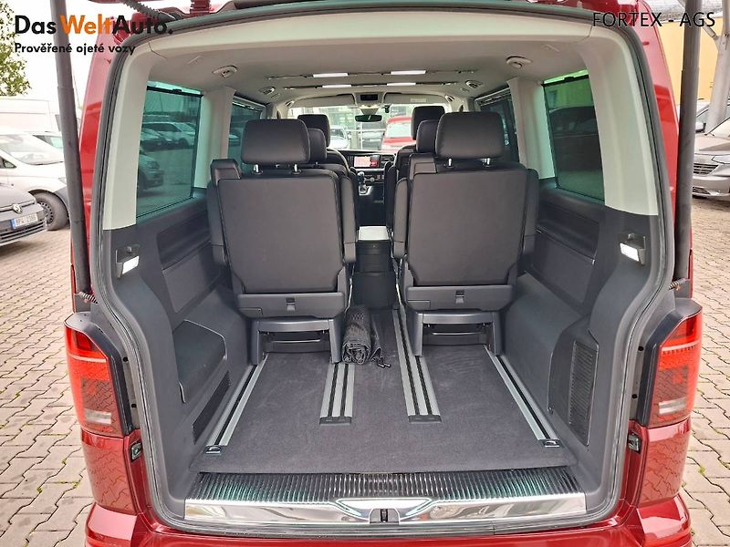 Volkswagen Multivan (2019) Highline,2.0 TDI,146kW,DSG,4Mo - fotka 30 z 35