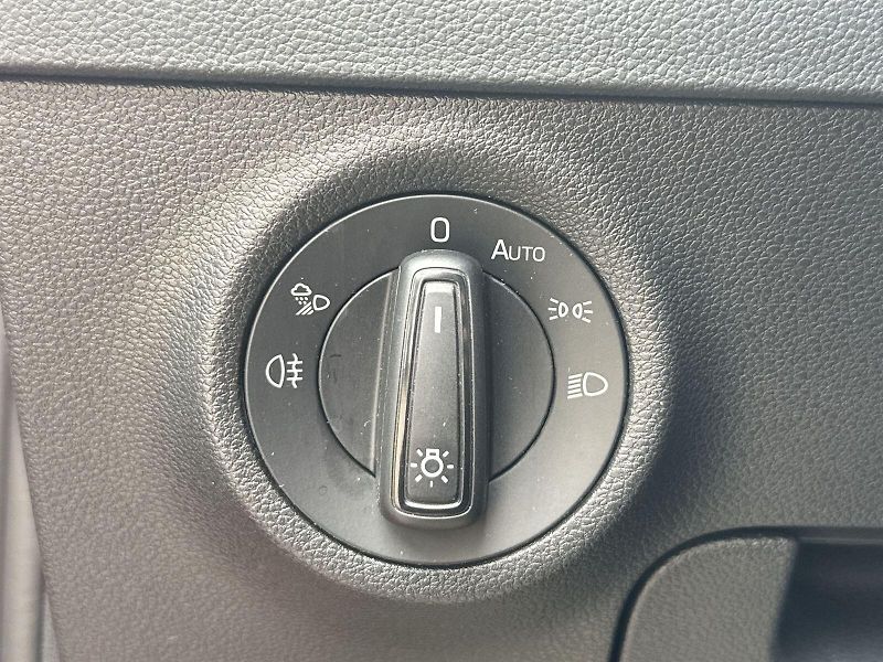 Škoda Karoq (2022) 2.0 TSI 4x4 DSG SportLine - fotka 22 z 35