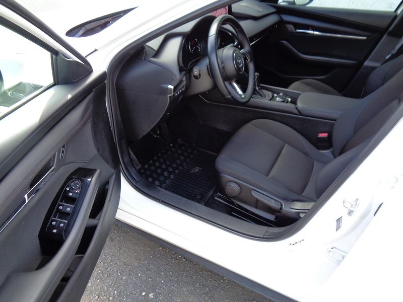 Mazda 3 122PS,AT,Exc-line,p.Style,z.pn - fotka 8 z 26
