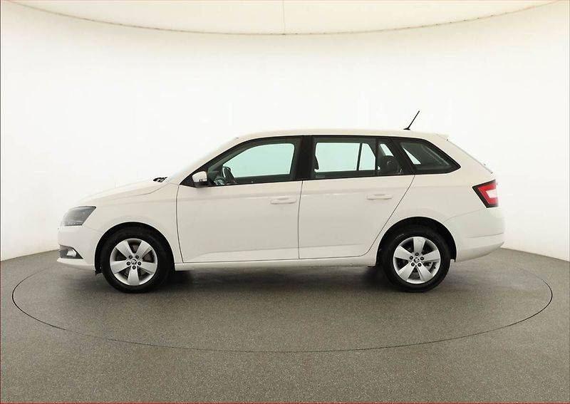 Škoda Fabia (2017) Style 1.4 TDI, Serv.kniha - fotka 3 z 19