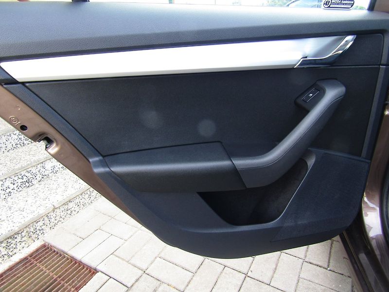 Škoda Octavia (2020) 1.6 TDI 85kW  TOP QUALITY - fotka 20 z 39