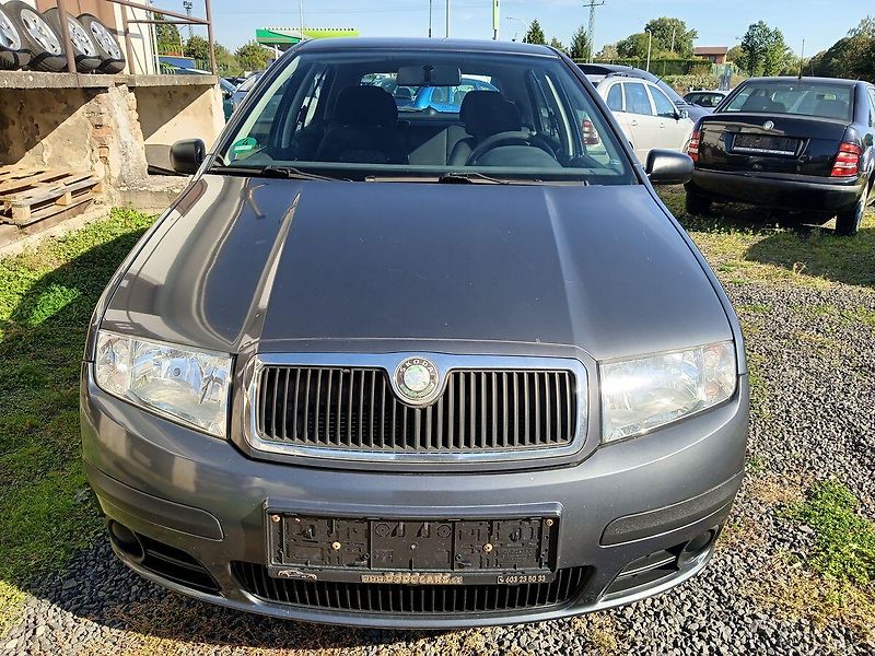 Škoda Fabia 1.2 HTP  COOL - fotka 8 z 36