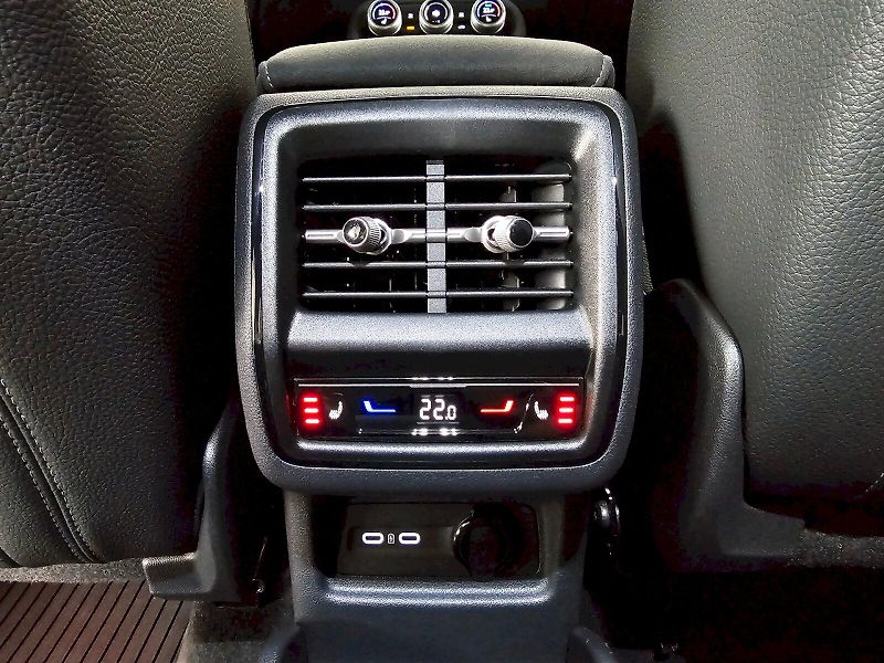 Škoda Kodiaq (2025) 2.0TDi 142kW 4X4 SPORTLINE WEB - fotka 28 z 32