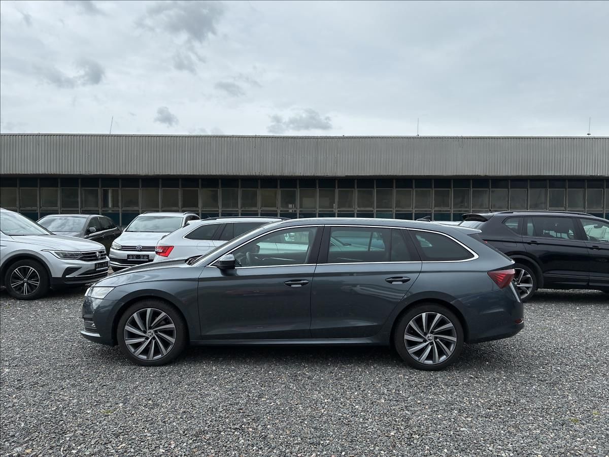 Škoda Octavia 2,0 PANORAMA,CANTON,HEAD-UP