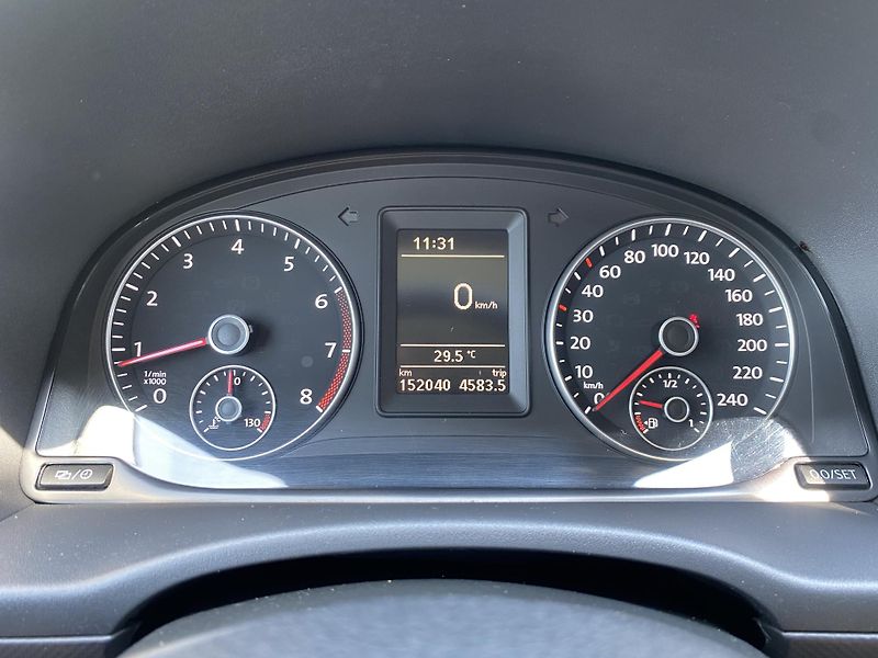 Volkswagen Caddy 1.2 TSI77kW-1xMAJ.-TAŽNÉ-KLIMA - fotka 17 z 36