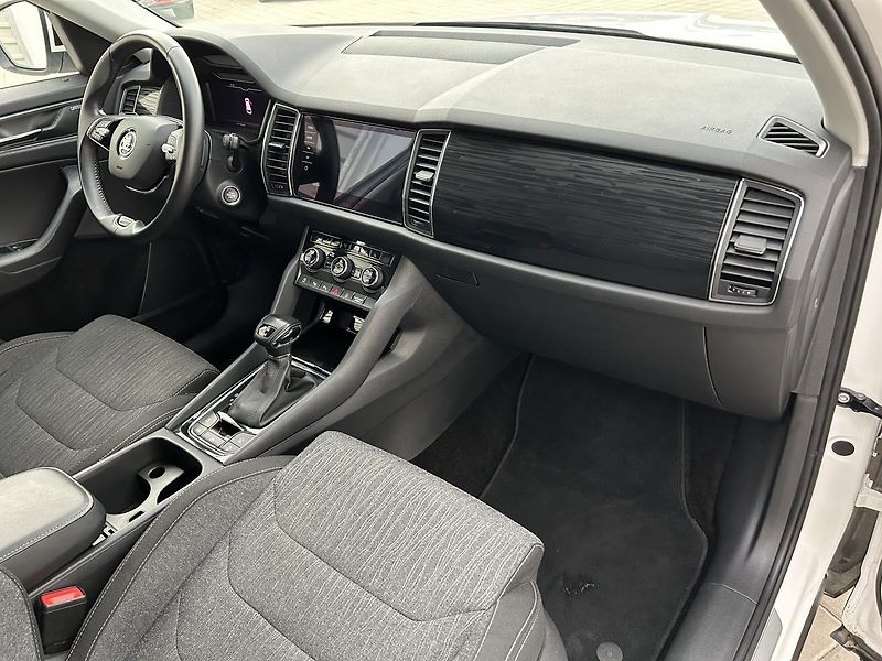 Škoda Kodiaq 2.0 TDI 4x4 Style - fotka 9 z 25