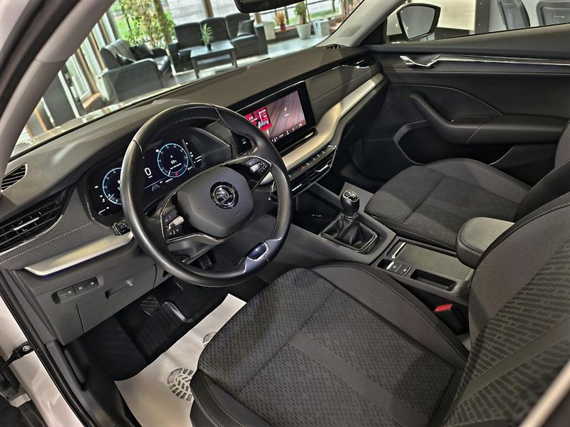 Škoda Octavia 1.5 TSi 110kW STYLE, ČR, DPH   - fotka 7 z 23