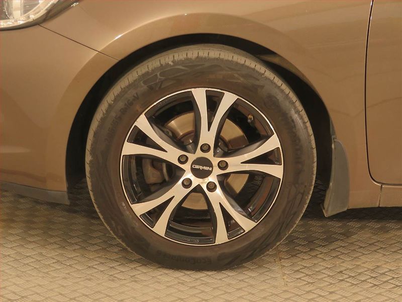 Kia Ceed (2012) 1.4 CVVT, Serv.kniha, Tempomat - fotka 15 z 17