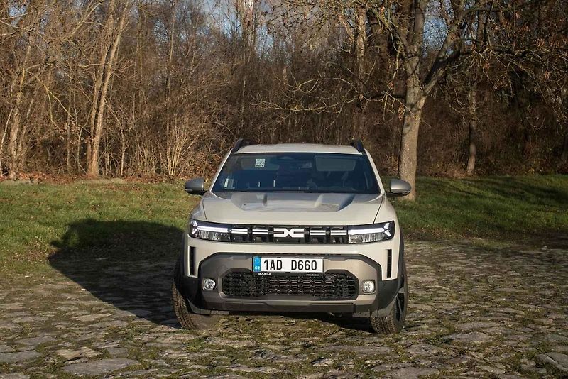 Dacia Duster se letos začala prodávat ve třetí generaci.