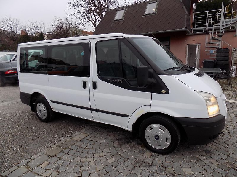 Ford Transit 2,2 TDCI SWB TREND AC 9 MÍST - fotka 6 z 43