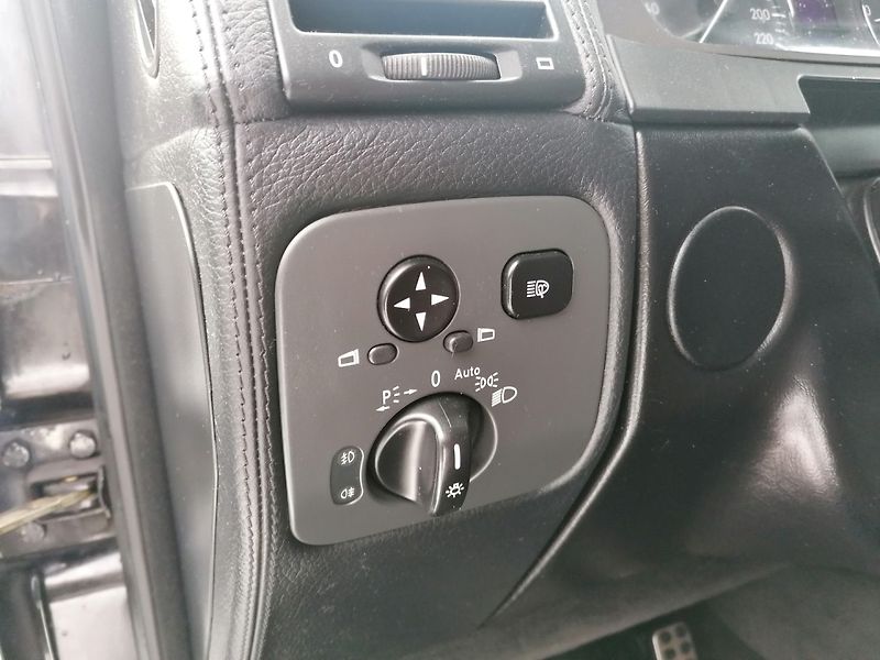 Mercedes-Benz GLE (2017) 400 4Matic - fotka 17 z 26
