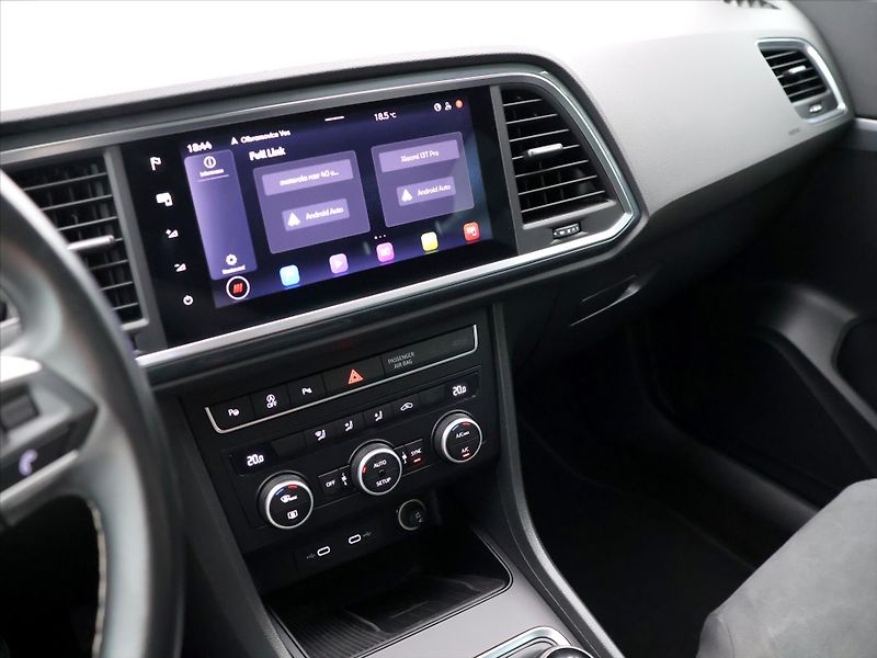Seat Ateca 2,0 TDI Style LED Virtual DPH - fotka 18 z 30