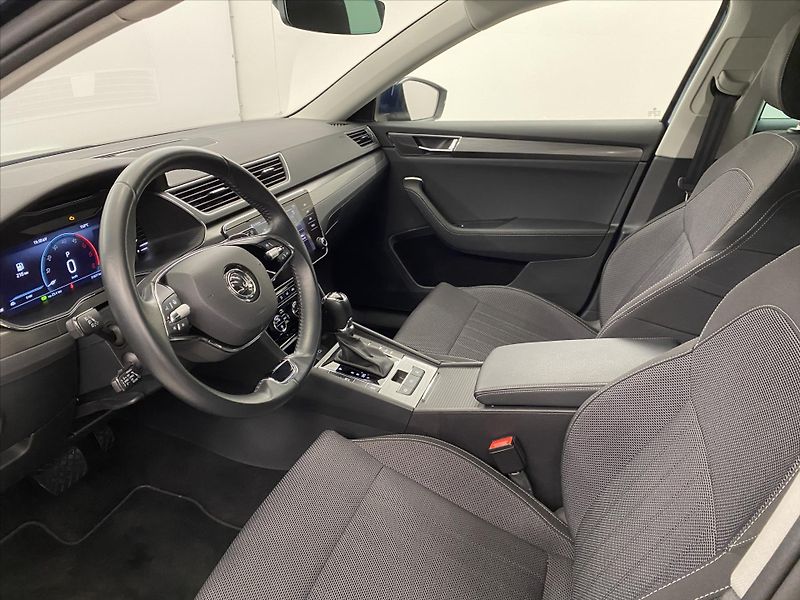 Škoda Superb 2,0 TDI 147kW DSG Style - fotka 5 z 29