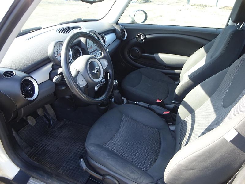 Mini One 1.4 70kW KLIMA SERVIS - fotka 4 z 20