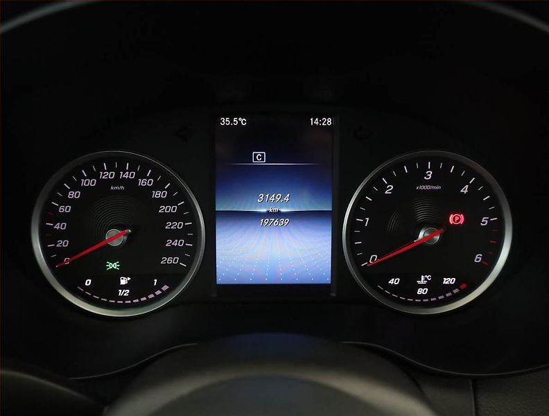 Mercedes-Benz Třídy C (2020) C 200 d, Navi, Tempomat - fotka 9 z 21
