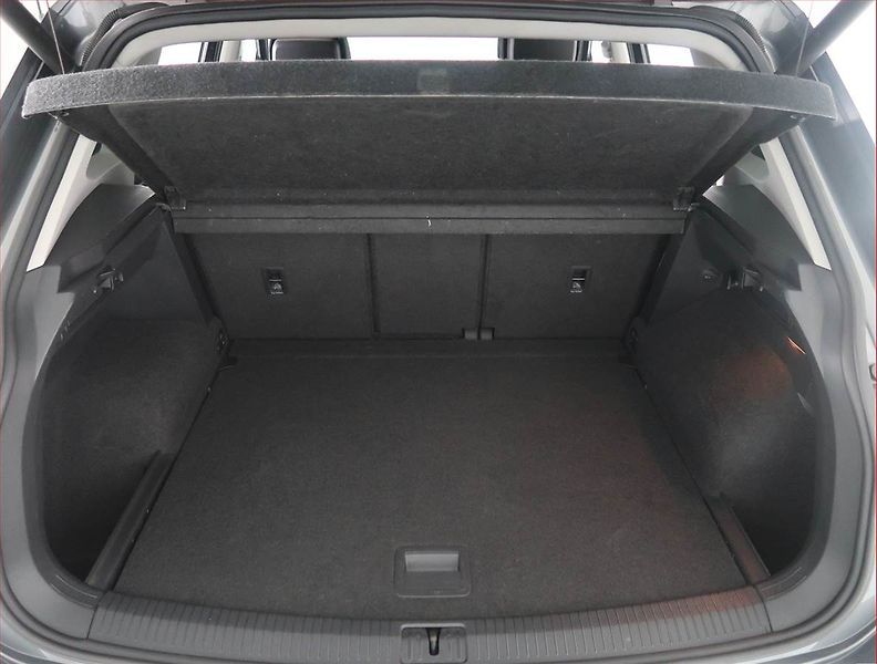 Volkswagen Tiguan (2017) 2.0 TDI, Automat, Kůže, Navi - fotka 14 z 15