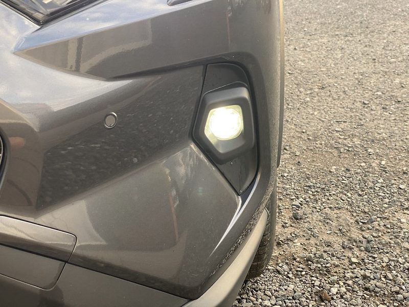 Toyota RAV4 2.5HSD, ČR, Executive, 4x4 - fotka 9 z 19