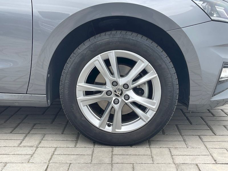 Škoda Fabia (2024) 1.0 TSI / 85 kW Top Selection - fotka 16 z 30
