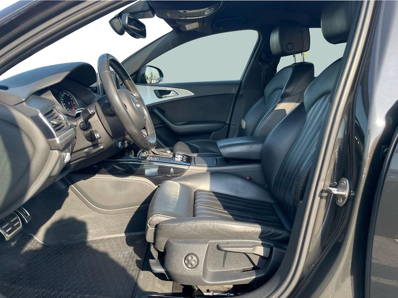 Audi A6 Avant 3.0 TDI Quattro Stronic - fotka 11 z 28