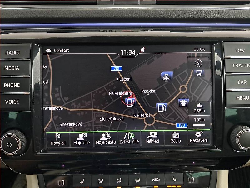 Škoda Superb (2015) 2.0 TDI, Automat, Navi - fotka 13 z 19
