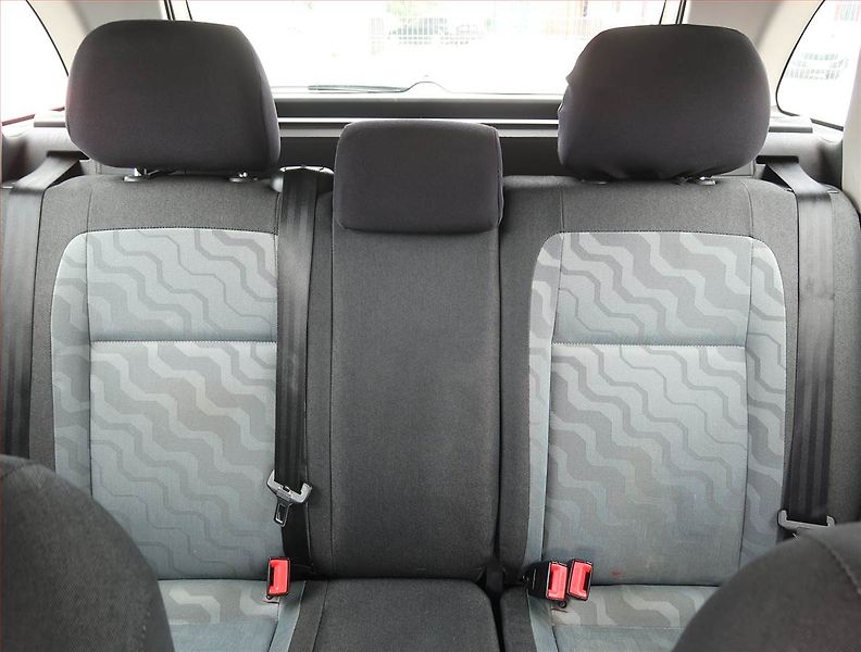 Škoda Fabia (2008) Ambition 1.2 12V, Serv.kniha - fotka 10 z 15