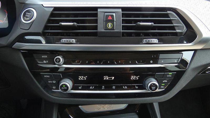 BMW X3 3.0 xDrive30d Advantage AT - fotka 16 z 26