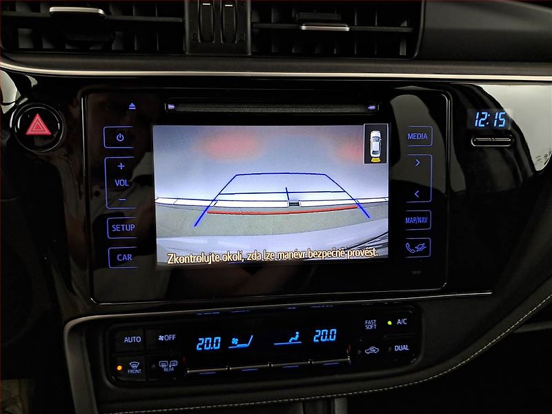 Toyota Corolla (2018) 1.6 Valvematic, Automat - fotka 17 z 17