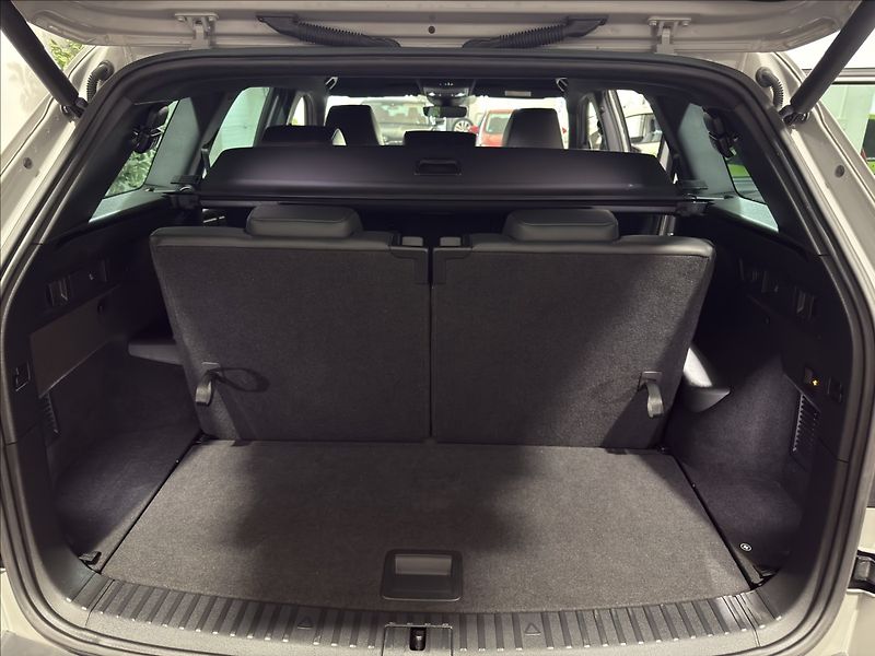Škoda Kodiaq 2,0   TDI RS 176KW 4X4 WEBASTO - fotka 34 z 41