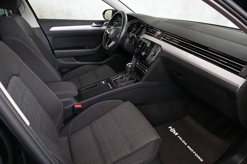 Volkswagen Passat 2.0TDI 110kW DSG ACC Pano Tažn - fotka 12 z 27