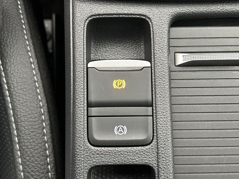 Škoda Octavia 1.5 TSI SportLine - fotka 20 z 31