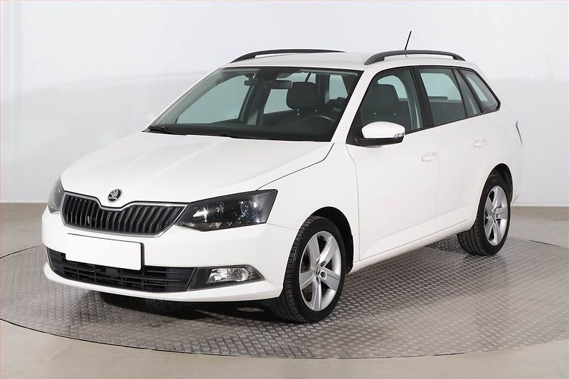 Škoda Fabia (2016) 1.4 TDI, Serv.kniha, Tempomat - fotka 2 z 22