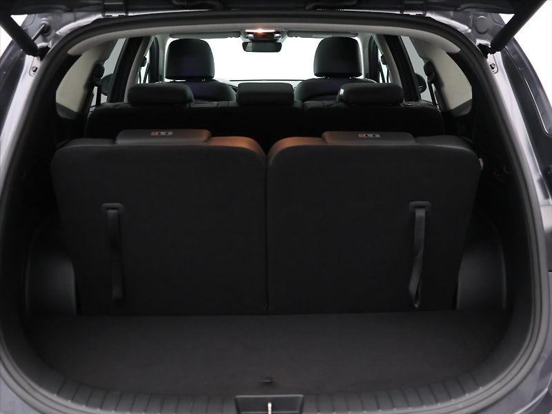 Hyundai Santa Fe 1.6 T-GDI MHEV Style AWD Aut. - fotka 10 z 44