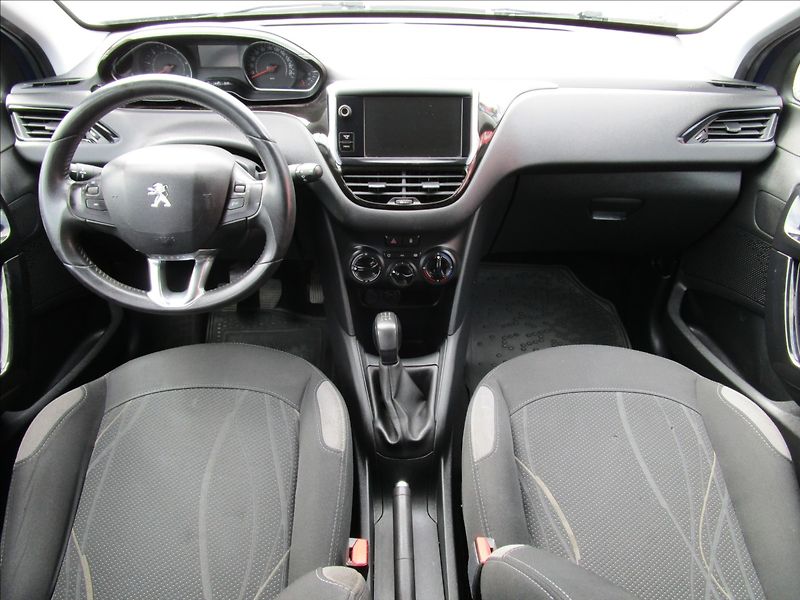 Peugeot 208 1.4HDi  Klima, 2. maj. - fotka 7 z 36