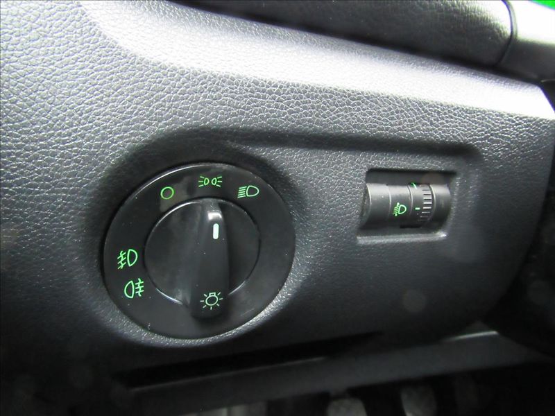 Škoda Fabia 1,6 i 77kW Combi Ambiente - fotka 20 z 26