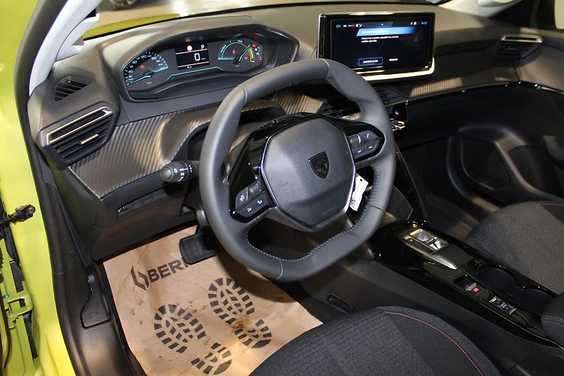 Peugeot 208 (2026) 208 BUSINESS Hybrid 110 e-DCS6 - fotka 7 z 17