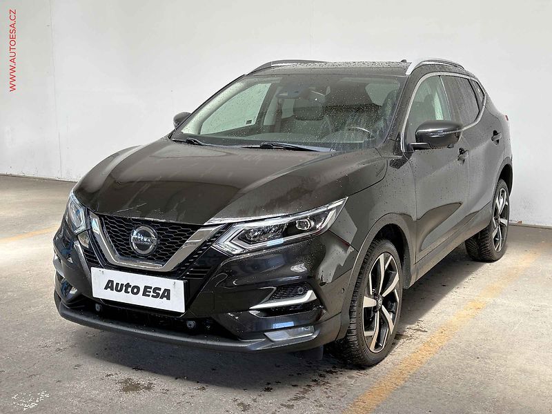 Nissan Qashqai (2019) 1.7 dCi 4x4, Tekna, AT, LED - fotka 3 z 17